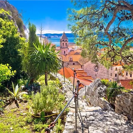 West Side Apartment Omiš